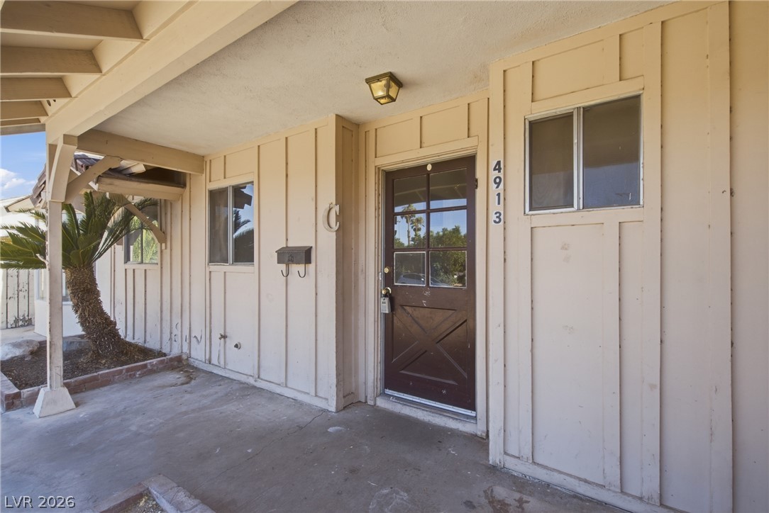 4913 Churchill Avenue Las Vegas NV 89107