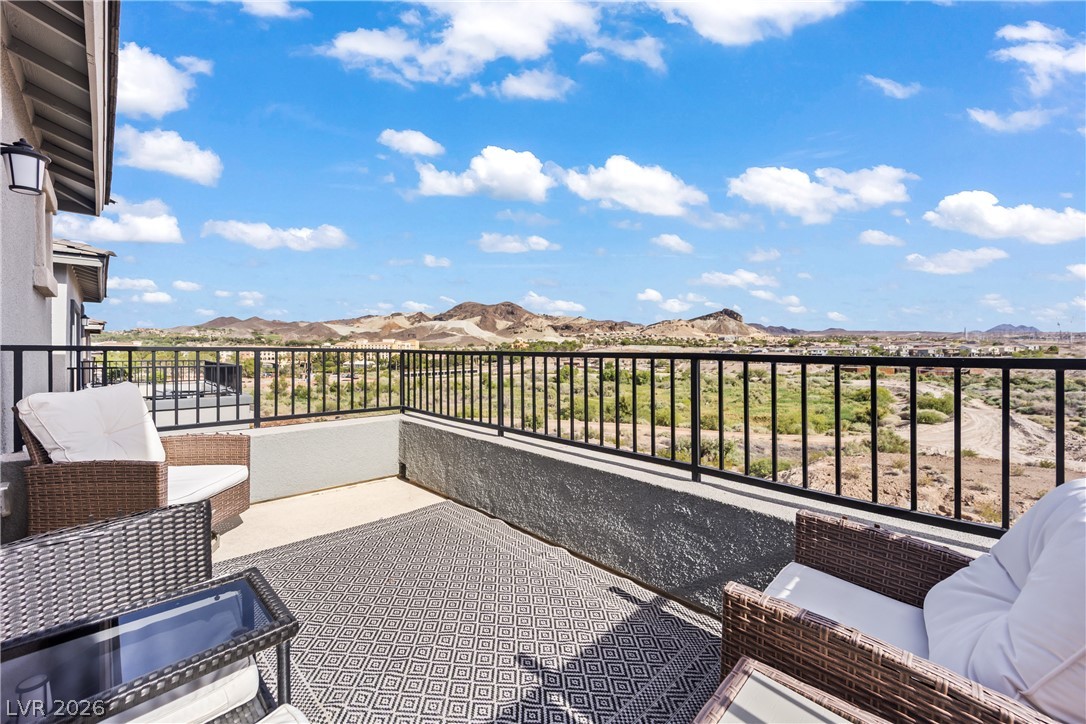 1043 Strada Mazoni Henderson NV 89011