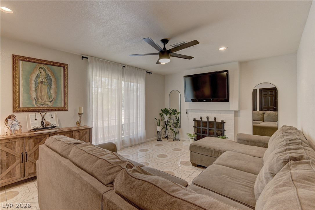 2964 Liberty Avenue Las Vegas NV 89121