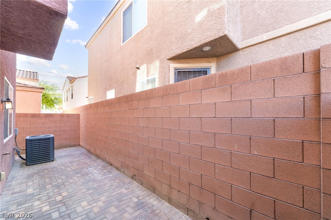 6303 Solomon Spring Way Las Vegas NV 89122