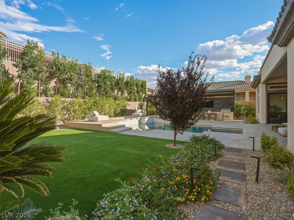 4 El Macero Court Henderson NV 89052
