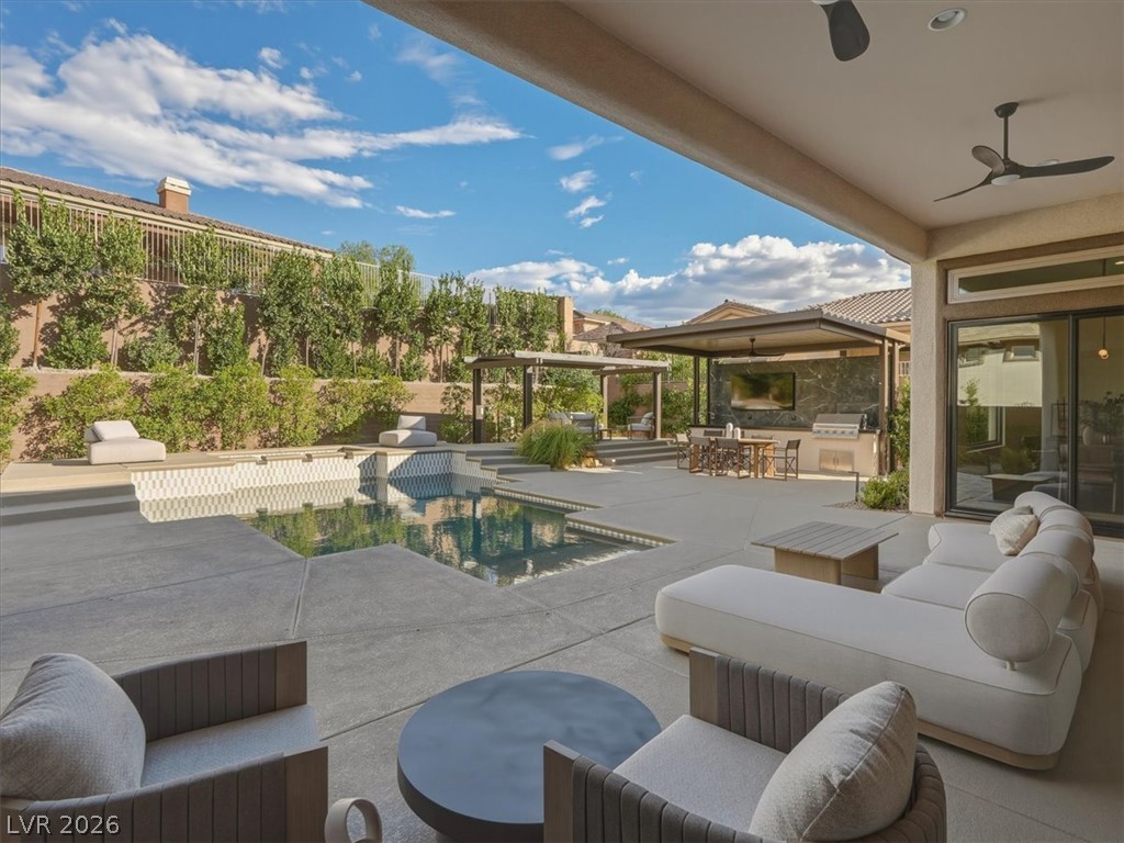 4 El Macero Court Henderson NV 89052