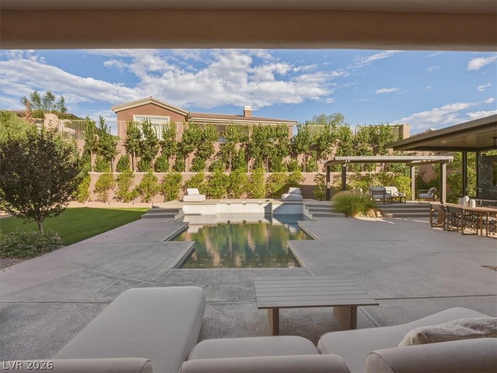 4 El Macero Court Henderson NV 89052