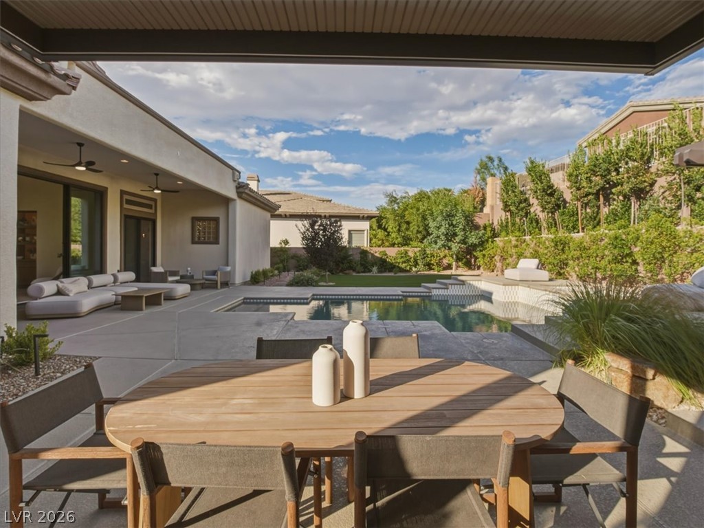 4 El Macero Court Henderson NV 89052