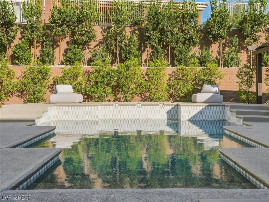 4 El Macero Court Henderson NV 89052