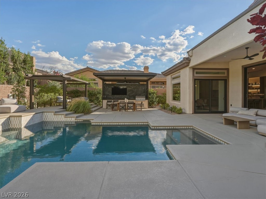 4 El Macero Court Henderson NV 89052