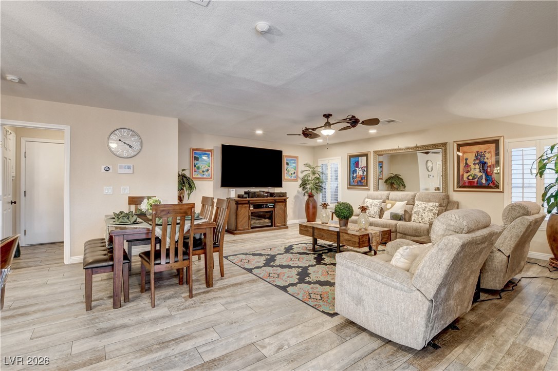 8224 Deer Springs Way Las Vegas NV 89149