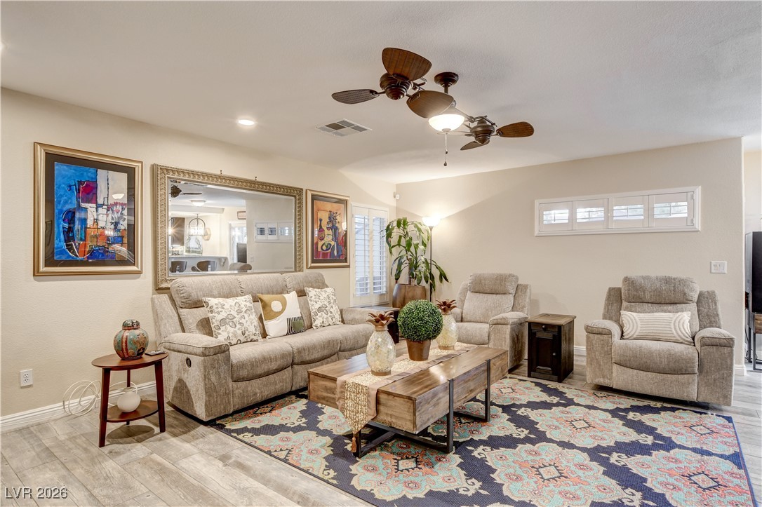 8224 Deer Springs Way Las Vegas NV 89149