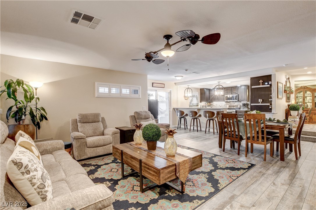 8224 Deer Springs Way Las Vegas NV 89149