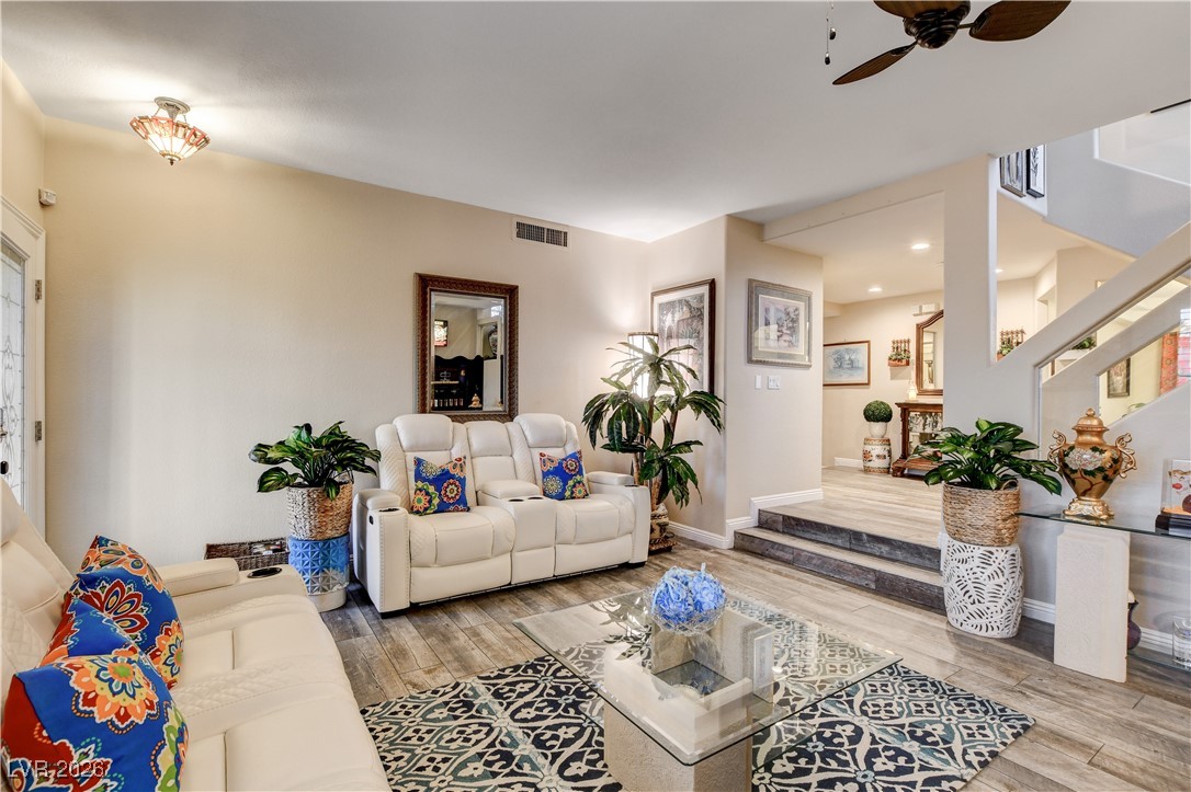 8224 Deer Springs Way Las Vegas NV 89149