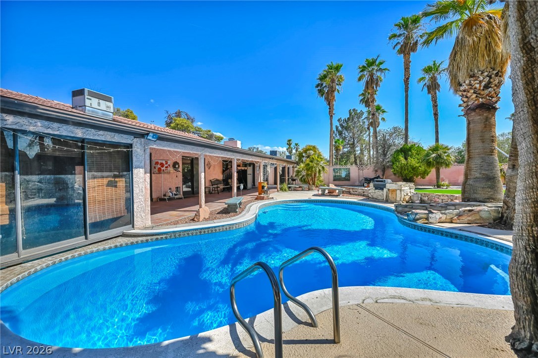 2935 South Torrey Pines Drive Las Vegas NV 89146