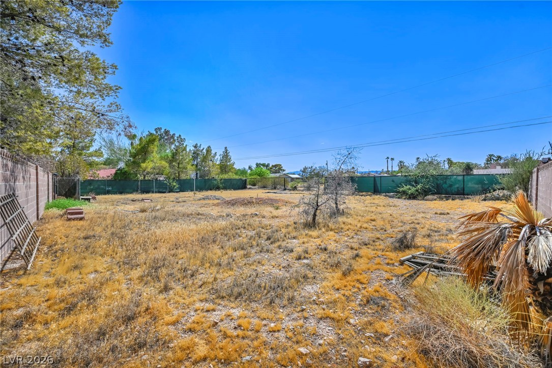 2935 South Torrey Pines Drive Las Vegas NV 89146