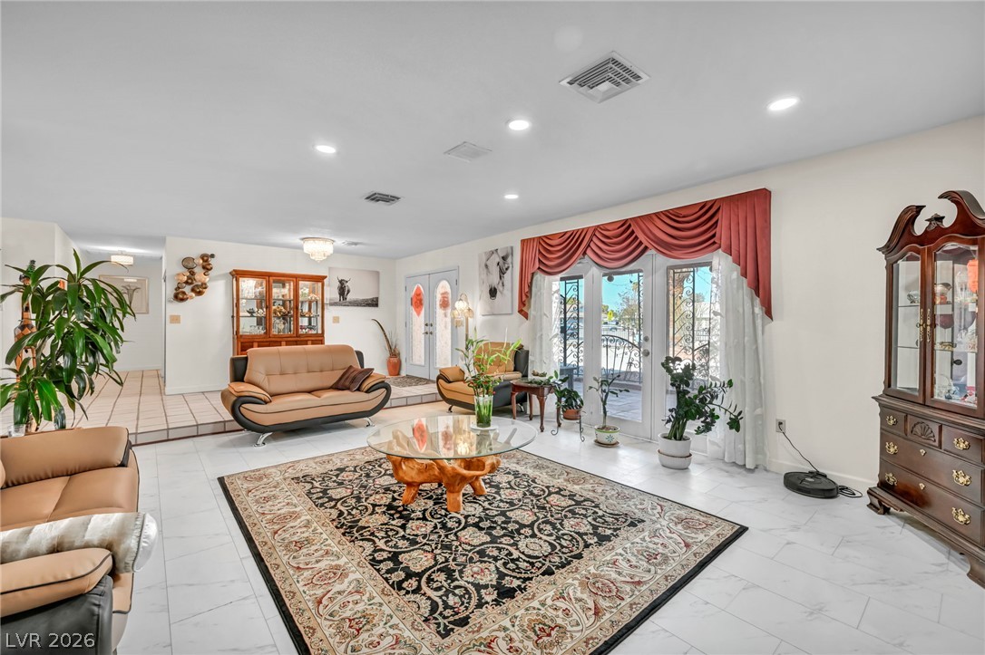 2935 South Torrey Pines Drive Las Vegas NV 89146