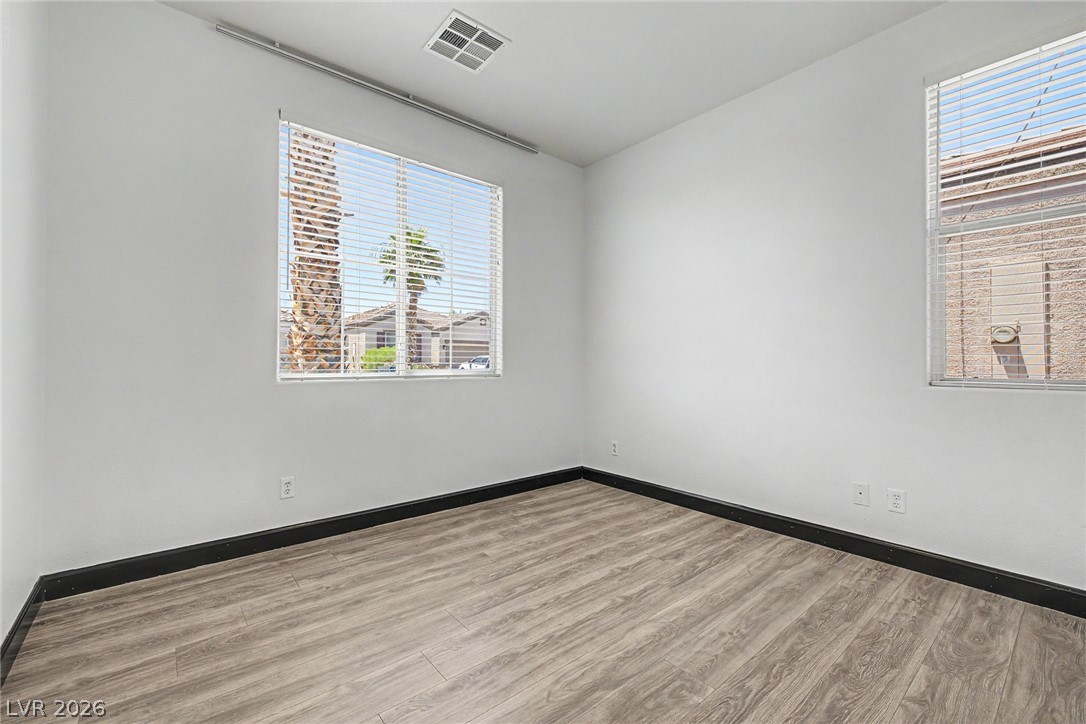7252 Forest Village Avenue Las Vegas NV 89113