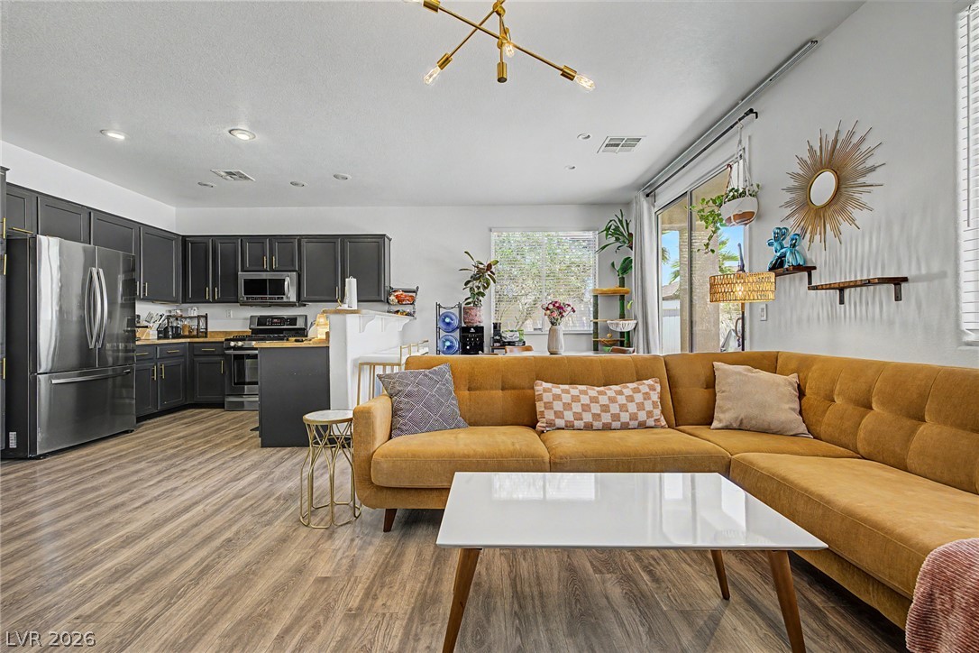 7252 Forest Village Avenue Las Vegas NV 89113