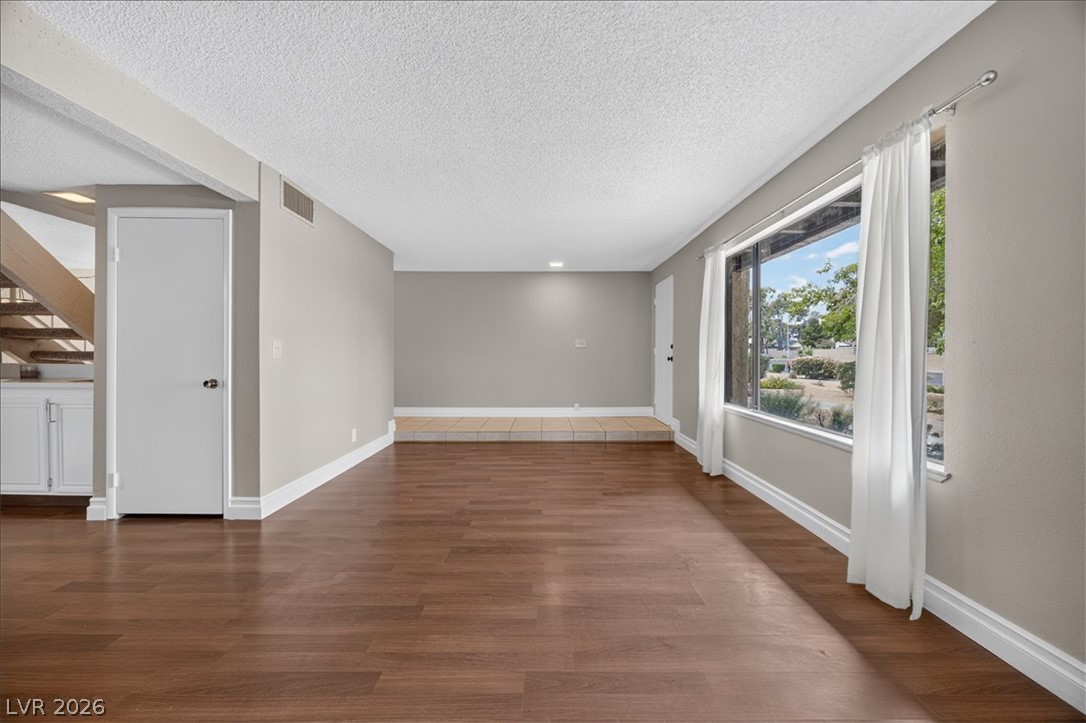 4669 Kelly Barry Way Las Vegas NV 89121
