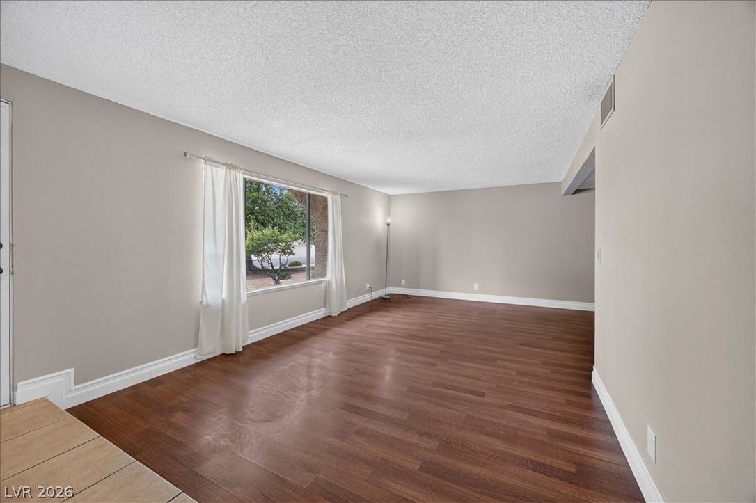 4669 Kelly Barry Way Las Vegas NV 89121