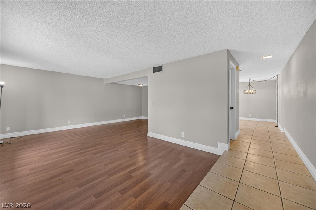 4669 Kelly Barry Way Las Vegas NV 89121