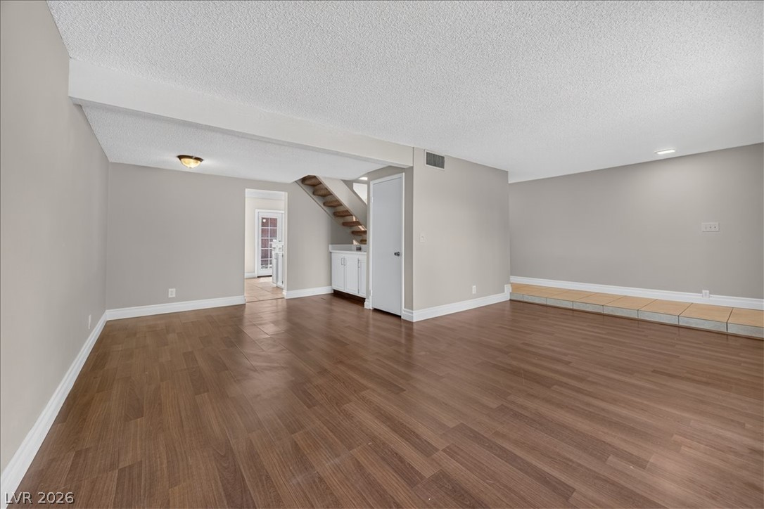 4669 Kelly Barry Way Las Vegas NV 89121