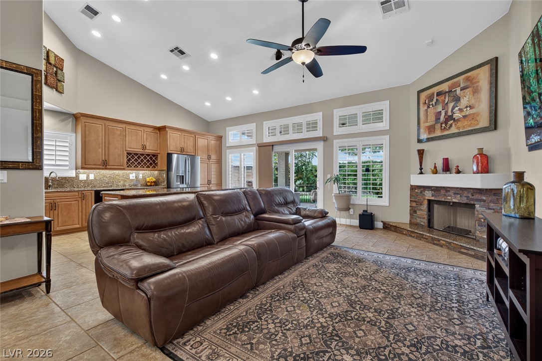 818 Manor Shores Road Henderson NV 89002