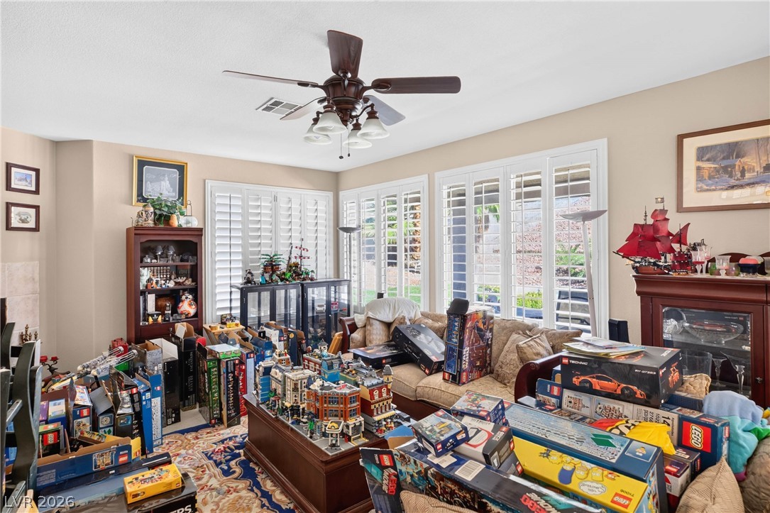 828 Temple View Drive Las Vegas NV 89110