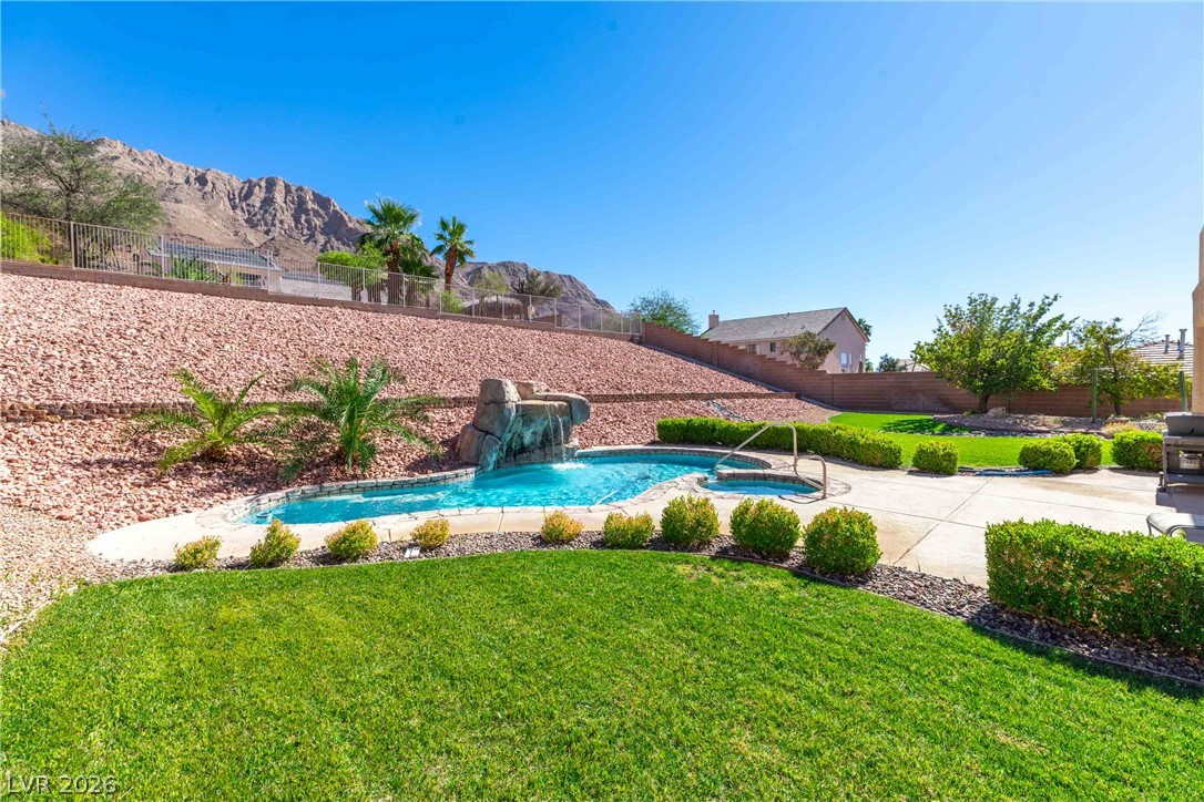828 Temple View Drive Las Vegas NV 89110