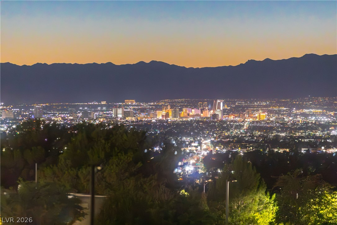 828 Temple View Drive Las Vegas NV 89110