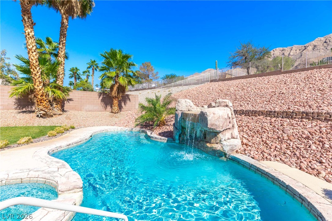 828 Temple View Drive Las Vegas NV 89110