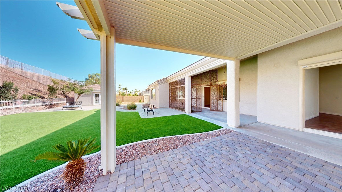 948 Sugar Springs Drive Las Vegas NV 89110