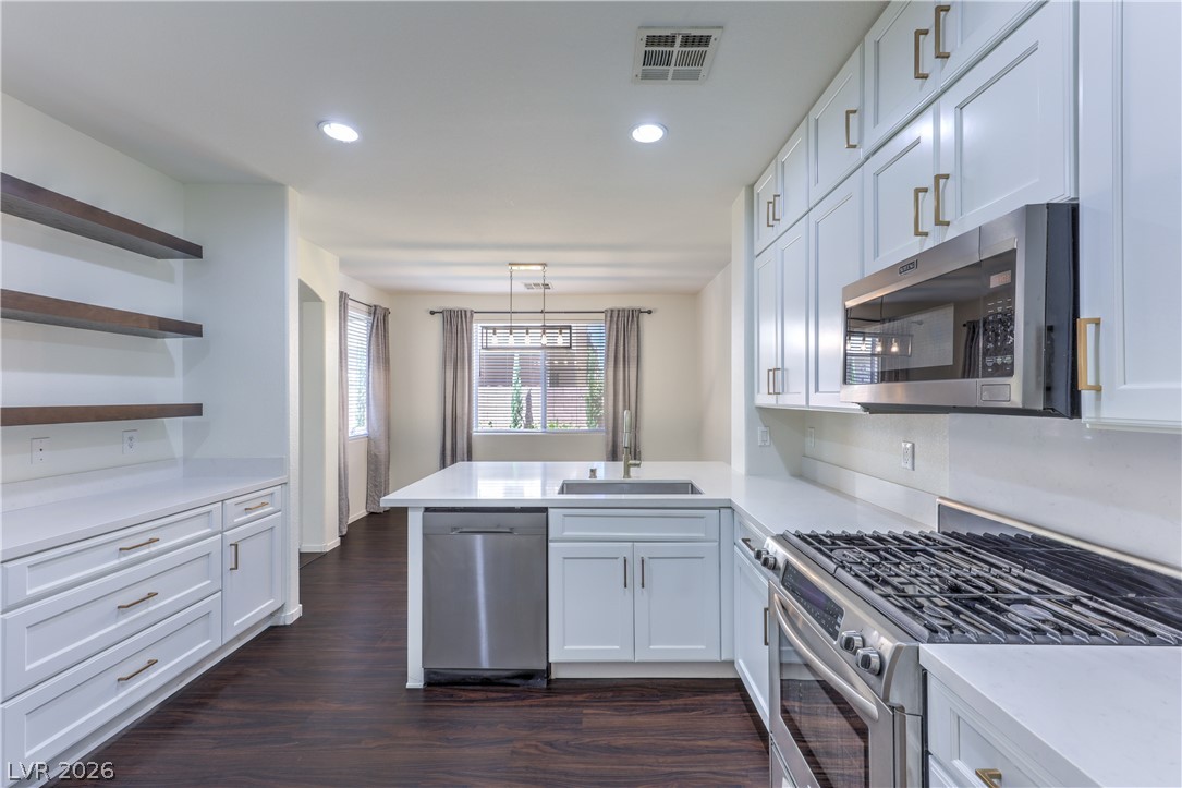 5423 Raccoon Valley Lane Las Vegas NV 89122