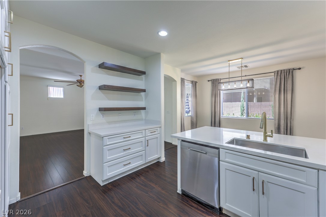 5423 Raccoon Valley Lane Las Vegas NV 89122