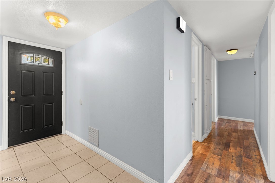 6517 Aberdeen Lane Las Vegas NV 89107
