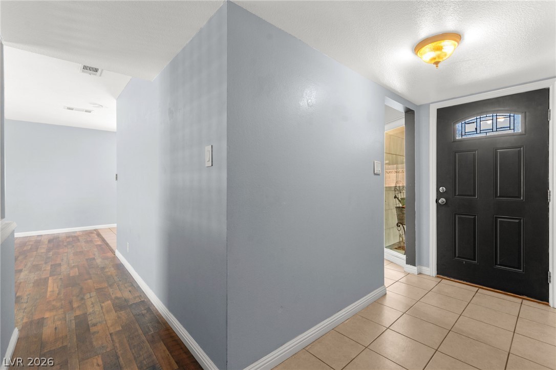6517 Aberdeen Lane Las Vegas NV 89107