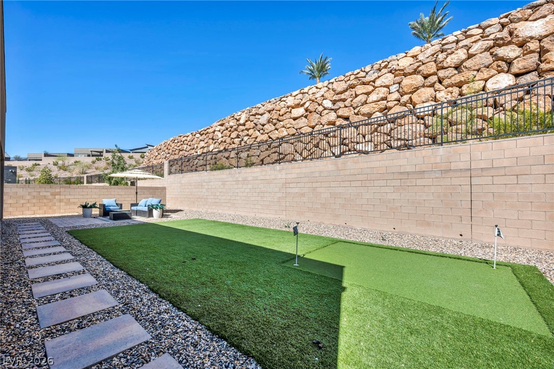 64 Reverie Heights Avenue Henderson NV 89011