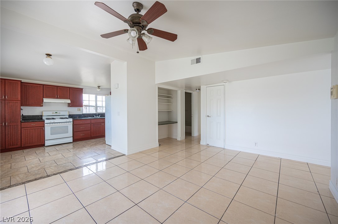 1956 Palora Avenue Las Vegas NV 89169