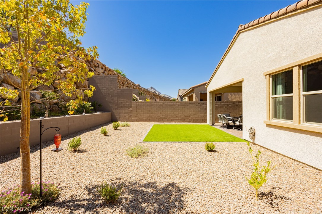 287 Nine Mile Creek Drive Las Vegas NV 89138