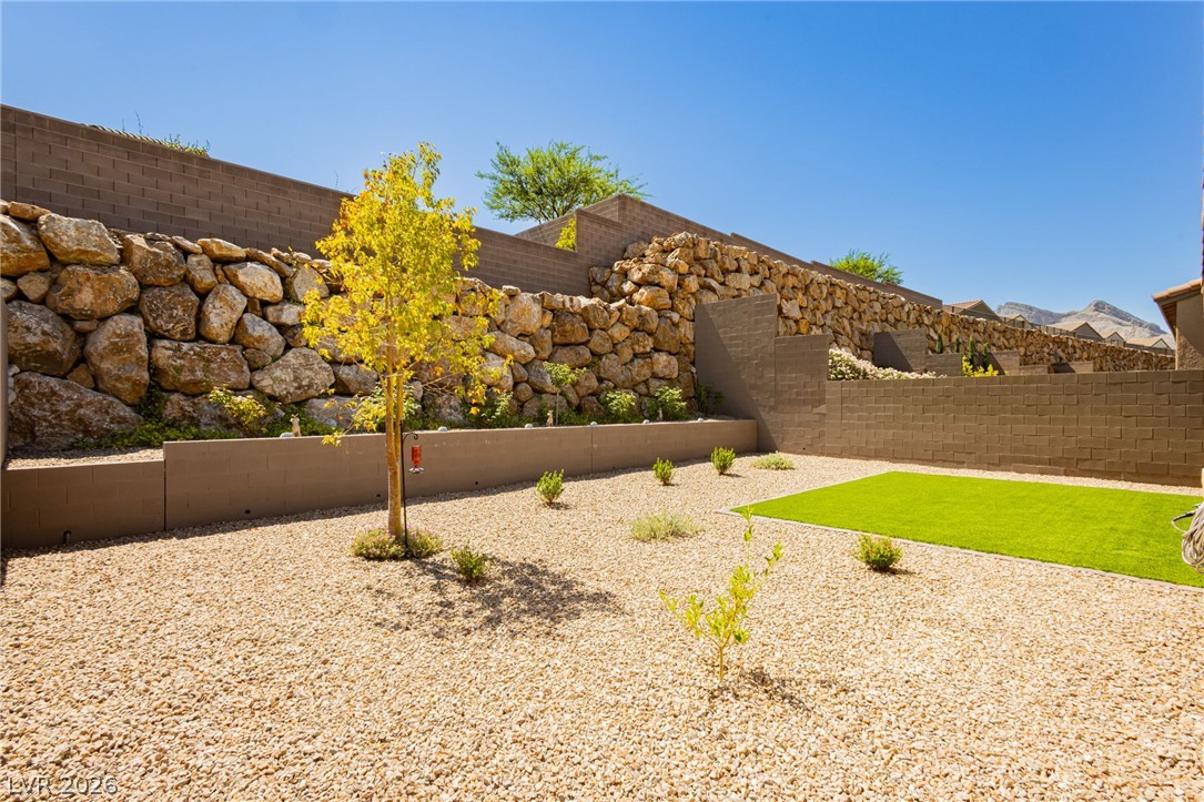287 Nine Mile Creek Drive Las Vegas NV 89138
