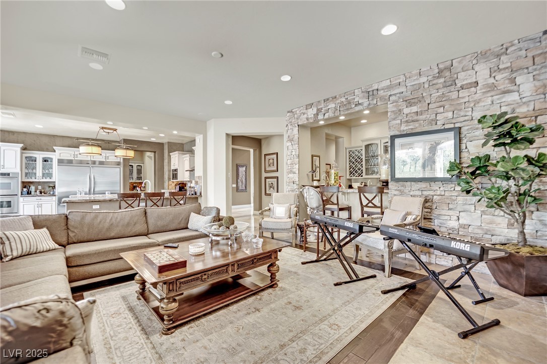 4231 San Alivia Court Las Vegas NV 89141