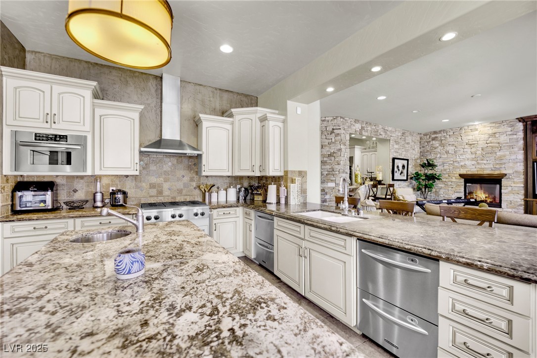 4231 San Alivia Court Las Vegas NV 89141
