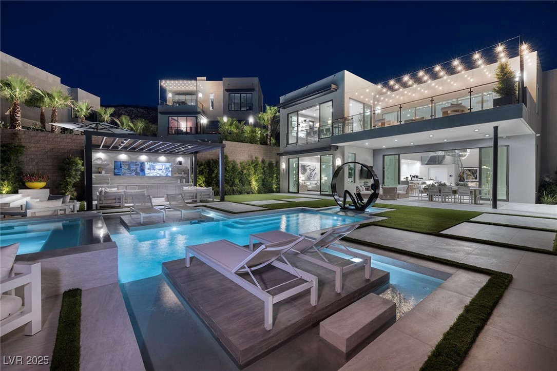 523 Overlook Rim Drive Henderson NV 89012
