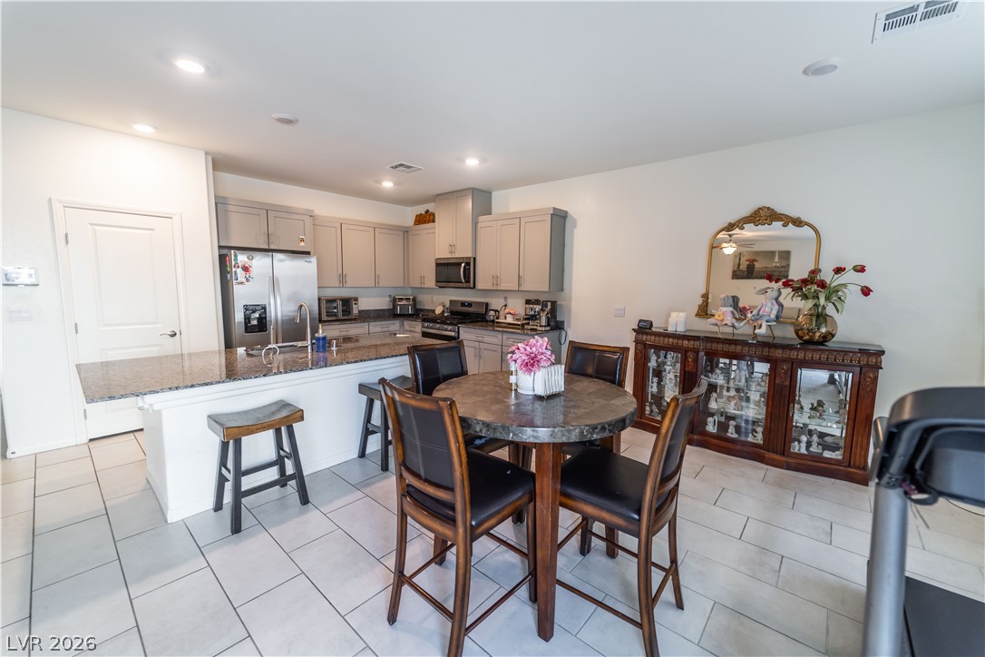 7711 Duran Harbor Lane North Las Vegas NV 89084