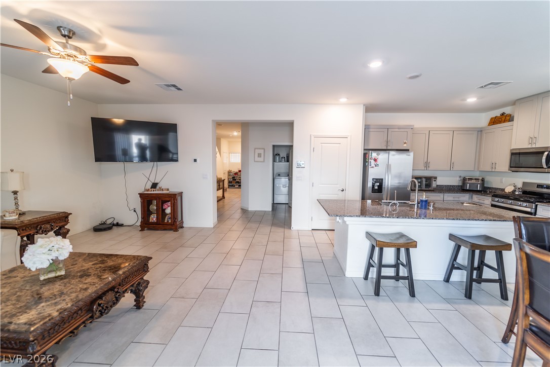 7711 Duran Harbor Lane North Las Vegas NV 89084