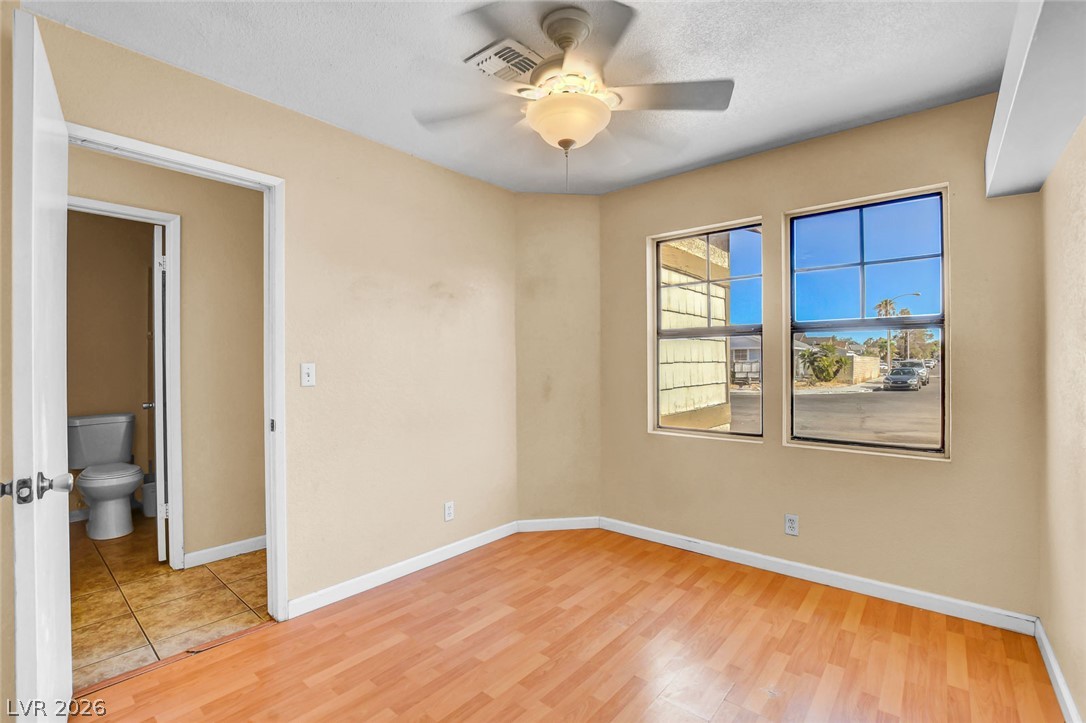 6872 Arroyo Avenue Las Vegas NV 89103
