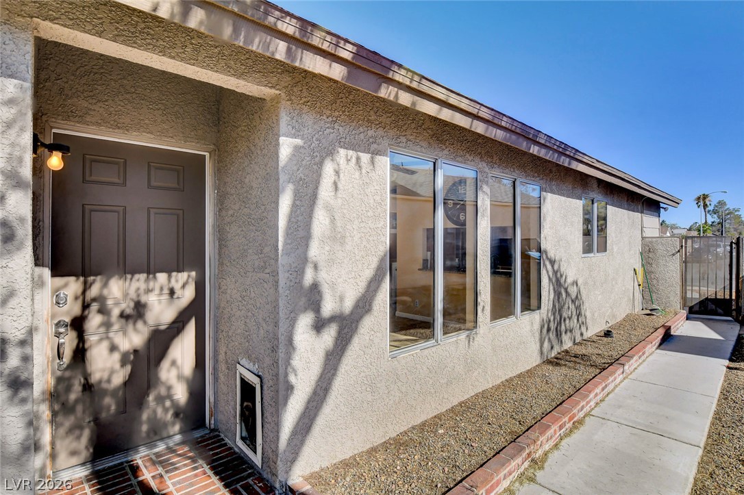 6872 Arroyo Avenue Las Vegas NV 89103