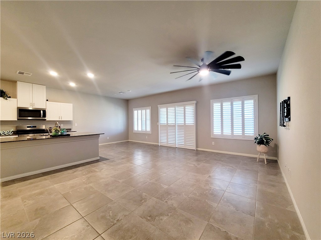 7618 Red Plumeria Avenue Las Vegas NV 89113