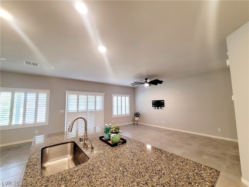 7618 Red Plumeria Avenue Las Vegas NV 89113