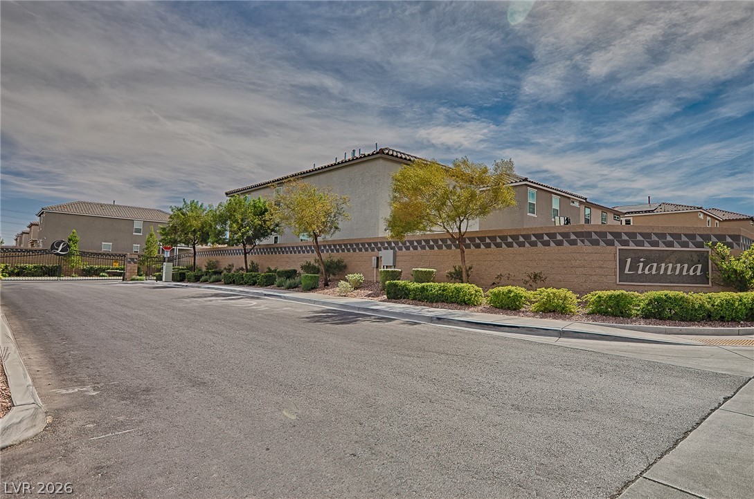 5546 Lushan Street Las Vegas NV 89148