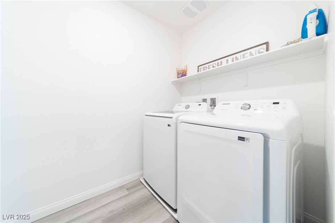 2849 Desert Mosaic Lane 5 Las Vegas NV 89183