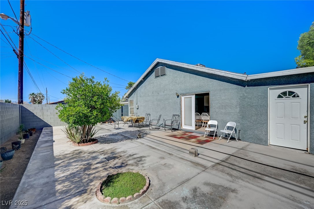 4773 Welter Avenue Las Vegas NV 89104