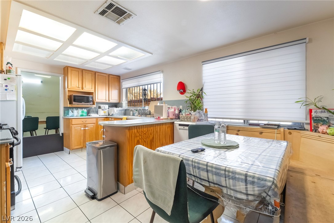 5201 Spencer Street Las Vegas NV 89119